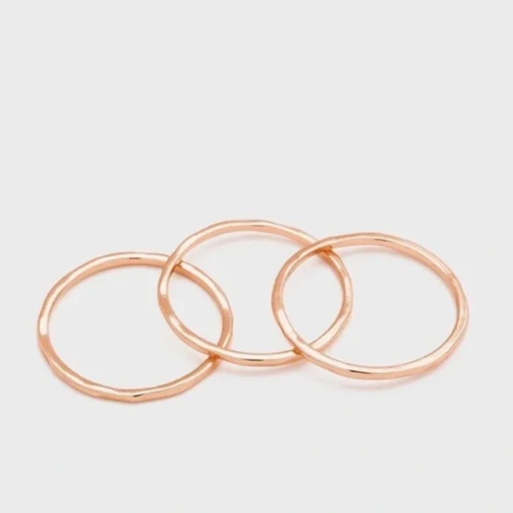 NWT Gorjana G Ring Set in Rose Gold
